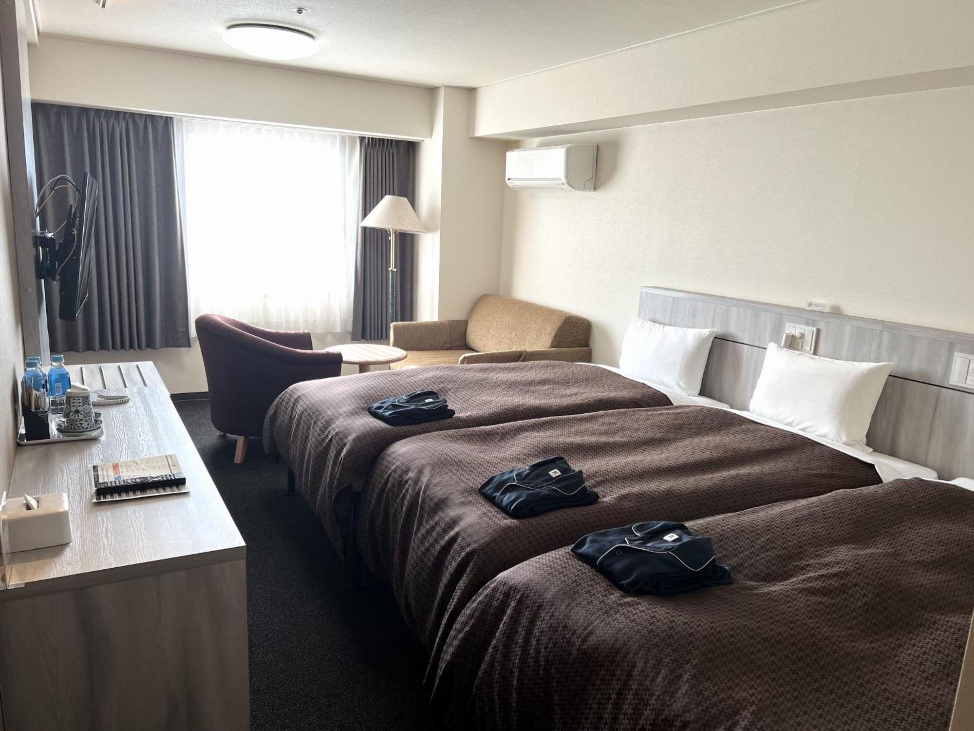 Sunwest Hotel Σασέμπο Εξωτερικό φωτογραφία